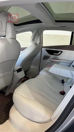 Mercedes-Benz EQE Sedan